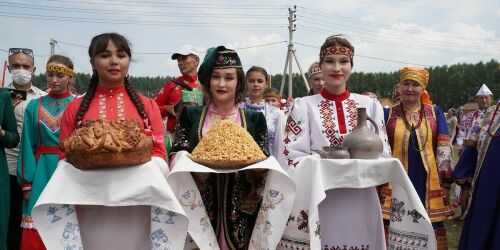 «Булгарского одеяла хватит и татарам, и чувашам, но сегодня им греются только первые»