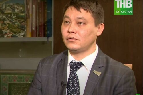 Ильфир Якупов: «Посмотрите это качественный спектакль, качественное театральное искусство и неважно на каком оно языке»