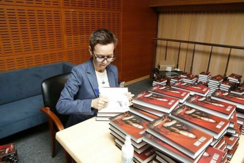 Интервью с автором бестселлера «Зулейха открывает глаза» Гузель Яхиной