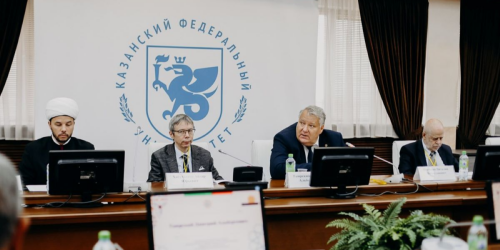 Казанский форум: разногласия внутри уммы, Батров против Мухаметшина и исламский арбитраж для бизнеса