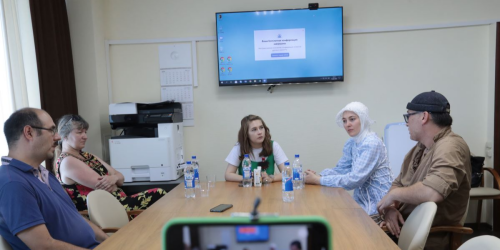 «В Казани в год выпускают по 50 человек дизайнеров, а для них портных нет!»