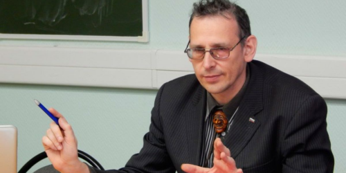 «Есть две ступеньки исторического национализма: первая – мы произошли от шумеров, а вторая – шумеры произошли от нас»