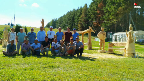 В Башкирии прошел фестиваль деревянных скульптур