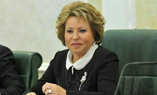 Матвиенко предложила провести конкурс по созданию самого правдивого учебника истории