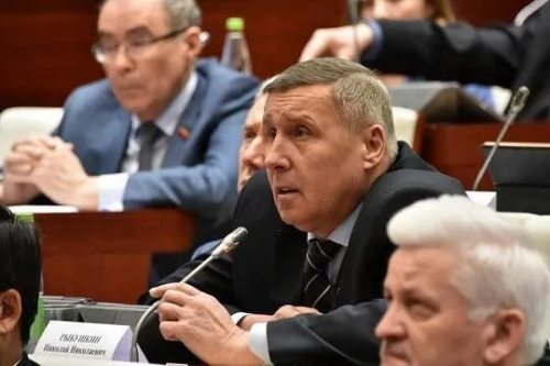 Список принятых сегодня поправок в Конституцию РТ