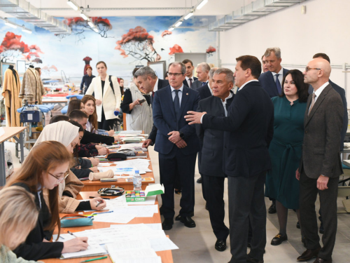 Казанские студенты разрабатывают модели одежды на основе татарского народного костюма