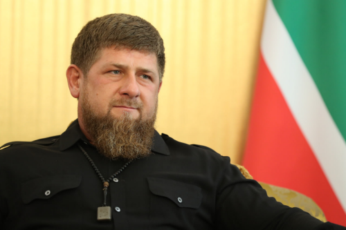 Рамзан Кадыров пообещал уволить чиновников, дети которых не знают чеченский язык
