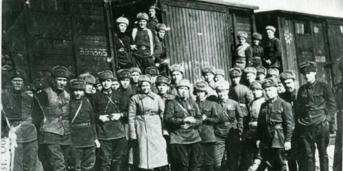 Татары-герои Омской области и Красноярска: уничтожитель снайперов, командир эскадрона и суперсила лейтенанта