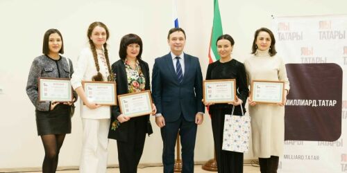 «У нас с татарами ассоциируются песни и пляски, хотя мы исконно кочевой народ с батырами»