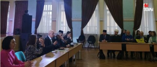 «Татарам нужно научиться слушать и слышать друг друга, а также никого не обижать и ни на кого не обижаться»