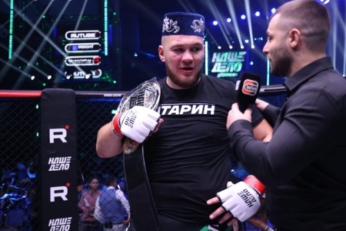 Дамил Шарафутдинов защитил титул чемпиона в супертяжелом весе
