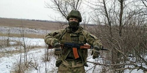 Как находящийся в зоне СВО мобилизованный Нияз прославился пародией на популярного артиста