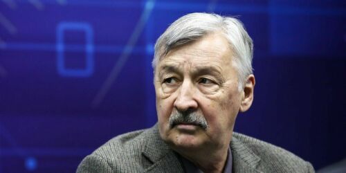 Рафаэль Хакимов: «В Актанышском районе, откуда родом Шаймиев, на избирательные участки проголосовать за российскую Конституцию пришло три человека»
