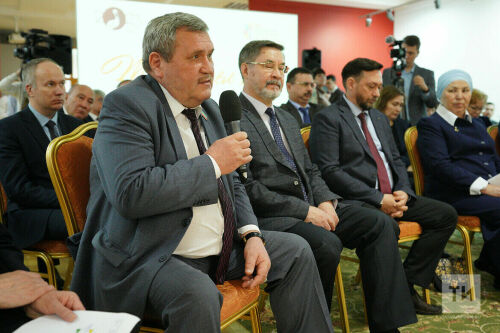 Минниханов: «Все, что нужно для нашего языка, для работы с молодежью, – все надо делать»