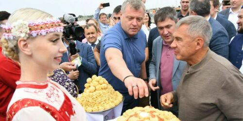 Минниханов на Всероссийском Сабантуе: «Это праздник дружбы, он отражает единство»