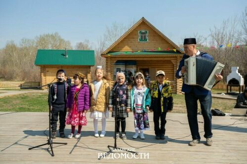 Встретили весну по-татарски: в Казахстане возрождают древний обычай «Карга боткасы»