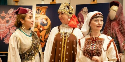 «Защита этнокультурного разнообразия»: «Каравон» и «Грачиную кашу» взяли под охрану РФ