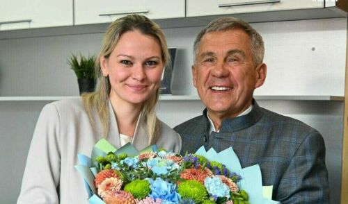 Раис Татарстана встретился с королевой бильярда 