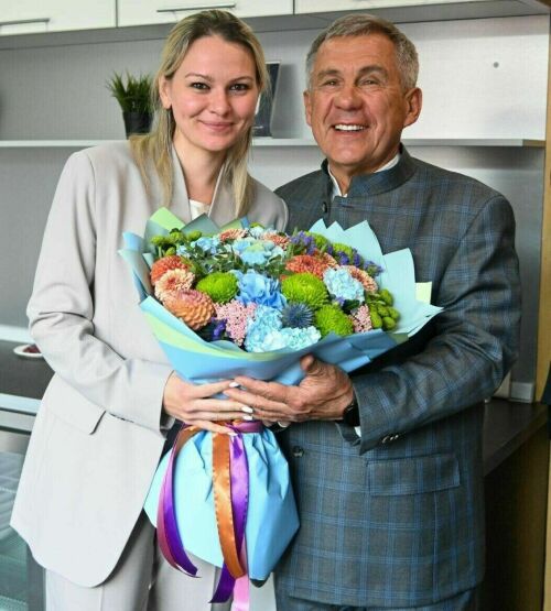 Раис Татарстана встретился с королевой бильярда 