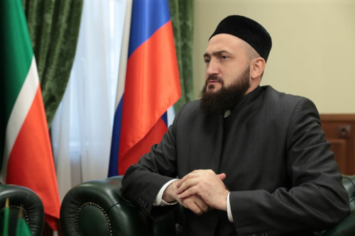 Камиль Самигуллин предложил включить мусульманские символы на банкноты Банка России