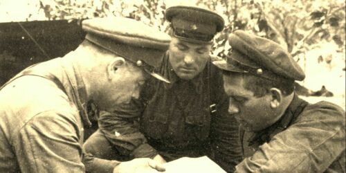 Татары-политруки: подвиг Джалиля, прорыв Нигматуллина и тридцатьчетверка Ахметова