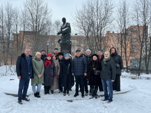 В Санкт-Петербурге отметили 118-ю годовщину со дня рождения героя-поэта Мусы Джалиля