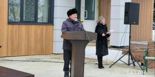Как родной брат татарского поэта Ангама Атнабаева извинялся за депутата Аиткулову