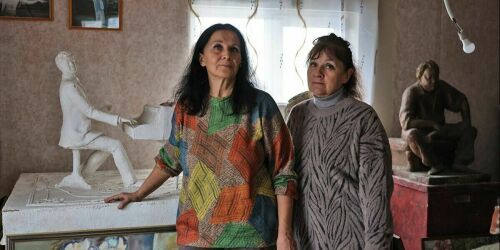 Дочери Рады Нигматуллиной: «Мама как чувствовала – посадила во главе стола Путина»