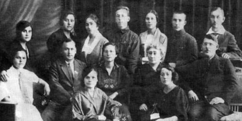 «Татарки с Бестужевских курсов»: истории Гульсум Камаловой, Рокии Юнусовой, Марьям Якуповой и Марьям Поташовой