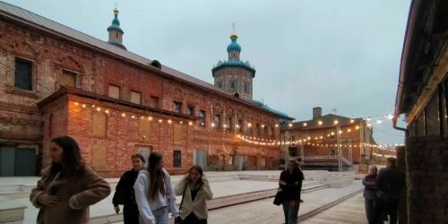 Новая начинка «Адониса»: как бывшая фабрика запустила «Диалоги» о городе для молодых