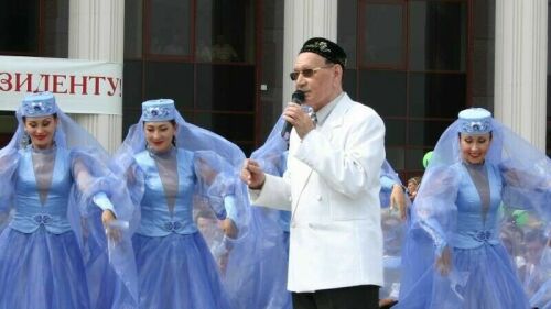 «Артист, педагог, фольклорист, моң»: грани таланта Ильгама Шакирова