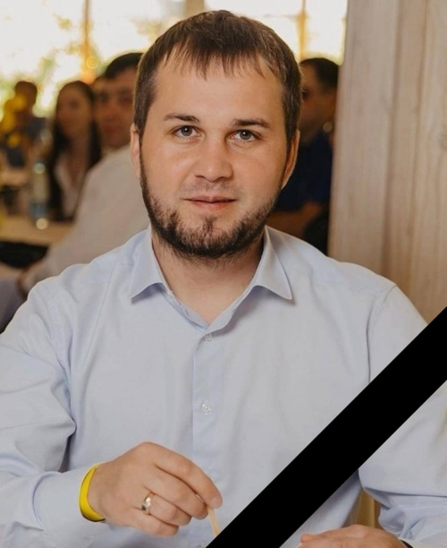 Блогер Вячеслав Паруков скончался в 37 лет после тяжелой болезни