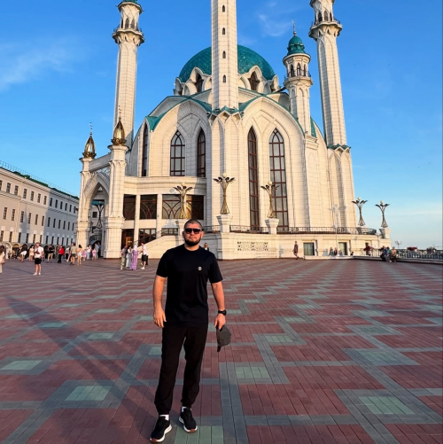 Хабиб Нурмагомедов приехал в Казань