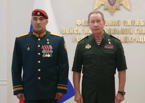 Генерал-майора Руслана Гарифуллина наградили званием Героя России