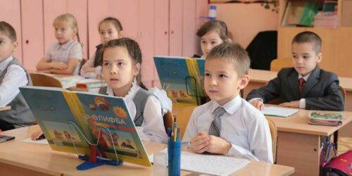 «Укытучы апа»: выбираем лучшего учителя татарского языка и литературы