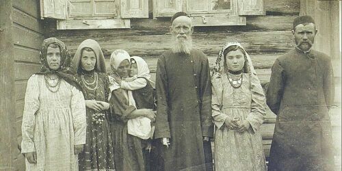 «Мишари Осинской дороги уже били челом Петру Федоровичу»