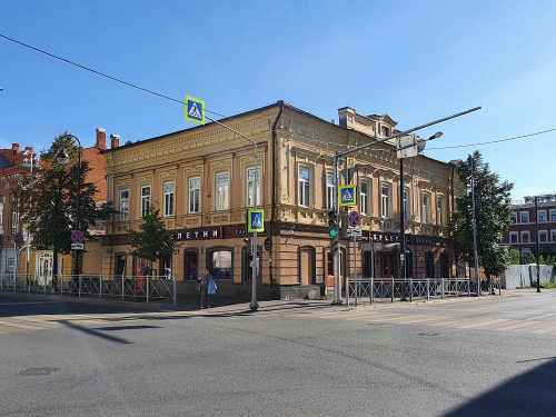 Эксперт вновь лишил историческое здание в Казани охранного статуса