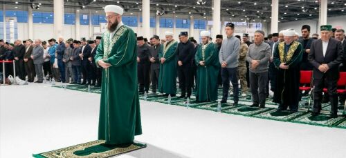 Как прошел XIV Республиканский ифтар в Казани: 8 тысяч гостей и сотни волонтеров