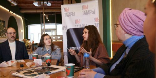 «Нам нужен не PDF, а сайт»: историки, дизайнеры и производители кожаной мозаики — о том, как перестать стыдиться татарского костюма