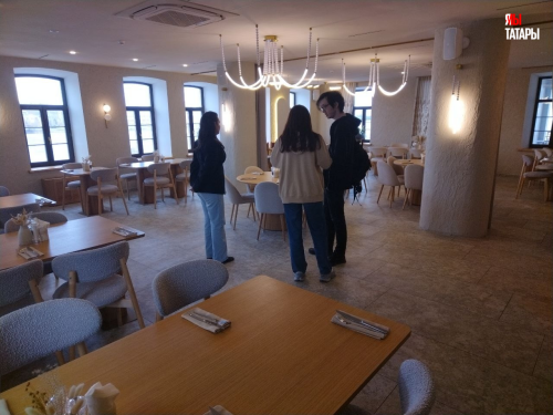 Идеальное место для татарского квиза «Акыл Сату» - в окне вид на озеро Кабан