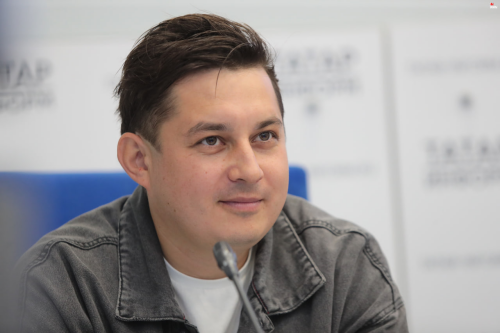 Айдар Заббаров удостоен звания заслуженного деятеля искусств Башкортостана, а его татарский спектакль взял «Золотую маску»