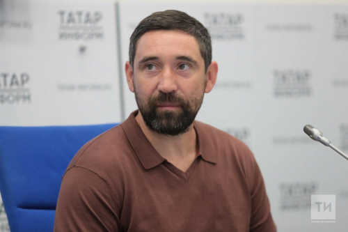 Данис Зарипов стал отцом в четвертый раз