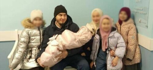 «Обязательно увидитесь с мамой в раю»: история отца, оставшегося с пятью дочками